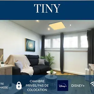 Appartement Homey Study - New - Privée - Située En Hyper-centre - Et Wifi Inclus - Proche De Genève Et Des Transports En Commun, Annemasse